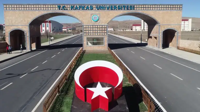Kars’ta Büyük Personel Alımı: Üniversite 92 Sözleşmeli Personel Arıyor